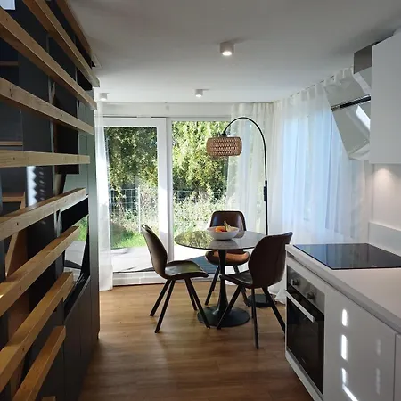 펜션 Xl Tiny Am Ostseebodden Im Prima Boddenblick Gross Kordshagen